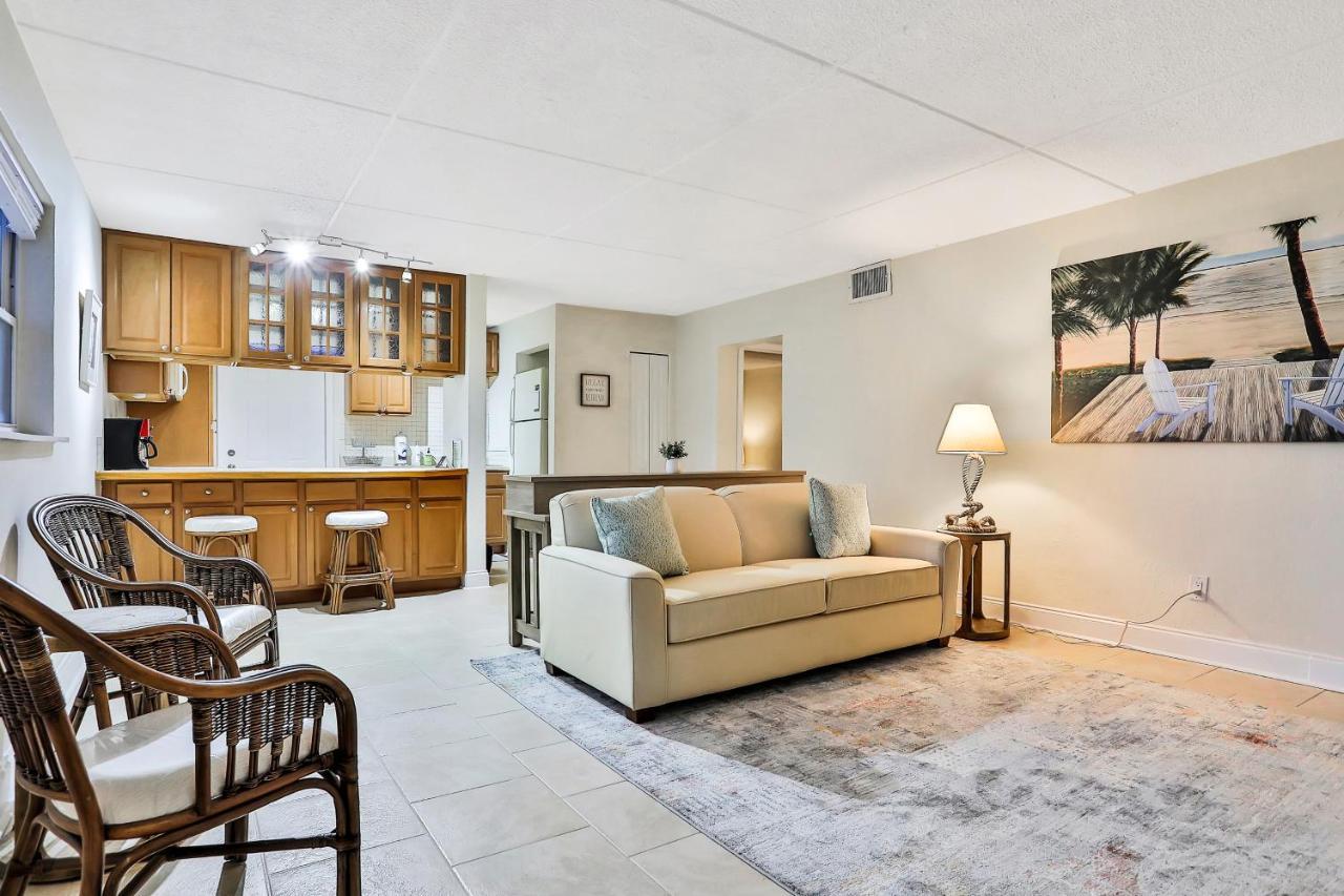 Brista Del Mar Condos كيب كانافيرال الغرفة الصورة